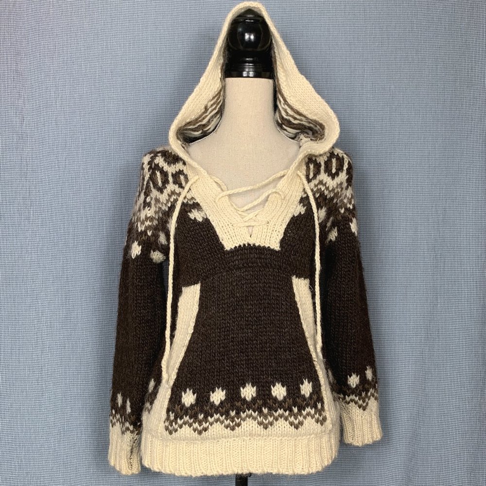 Vintage 1970's TUNDRA 100% Pure Wool Sweater / Pure Virgin Wool Sweater / 70's